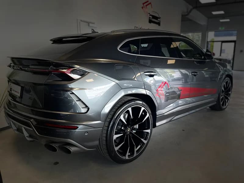 Lamborghini Fahrzeug 4 - MKAA Autoankauf Luxemburg